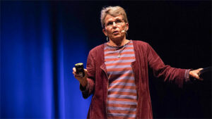 Kerstin Käll, överläkare, syns föreläsa i Uppsala om fördelar och nackdelar med medicinsk cannabis.