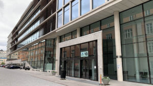 Huvudantrén till Psykiatrins Hus i Uppsala